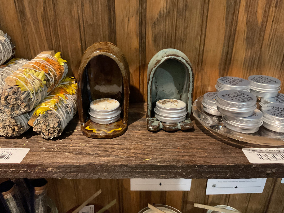 Longoriamericana - Ceramic Altar