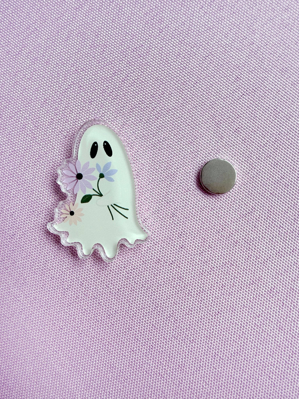 Floral Ghost Needle Minder